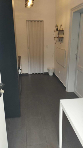 Interior, 1BR Apt Affordable Stay near Schönbrunn, Wien