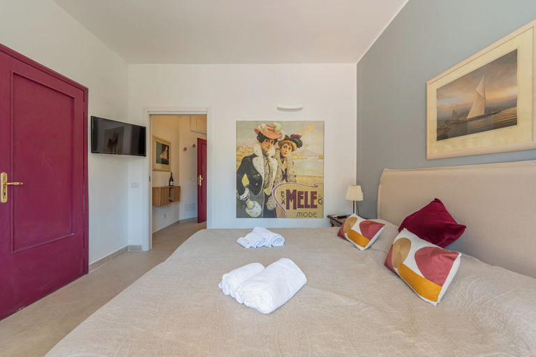 Room 5, Molo Angioino Suites, Napoli