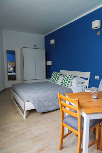 Bedroom 4, HOTEL THE GARDEN, Taranto