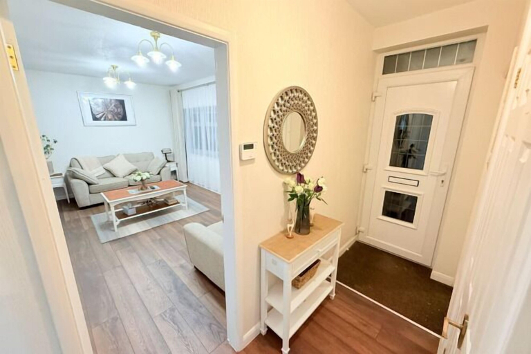 Living area 5, Happy Day, Warwickshire