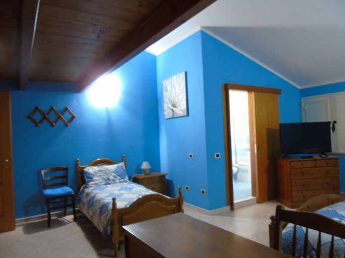 Room 5, Casa Da Pina B&B, Oristano