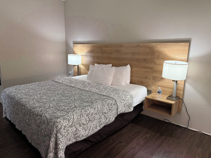 Room 4, Edn Hotel Lincoln, Logan