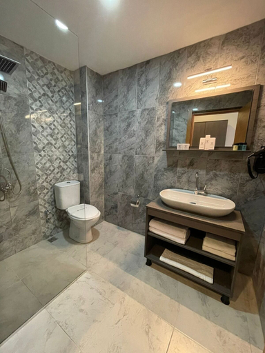 Bathroom 5, Respiro Park Hotel, Büyükçekmece