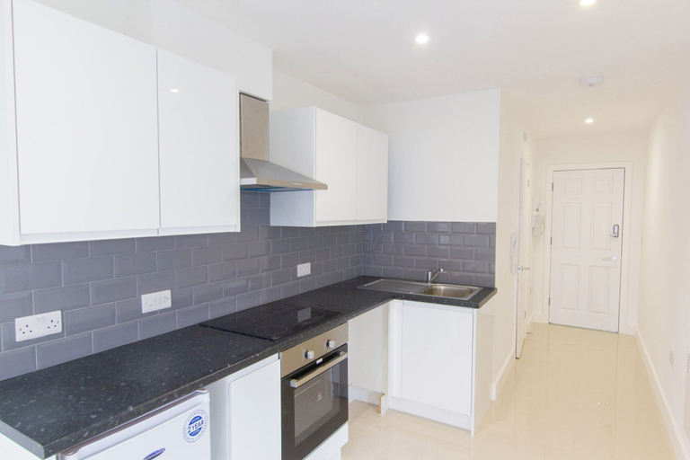 Room 4, Bridge Road - Room 1, Southampton