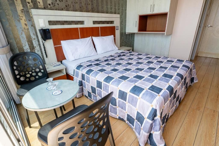 Room 3, HOTEL QUADRUM, Lima