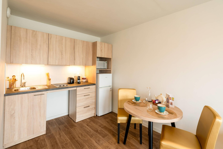 Private kitchen 4, Quality Aparthotel Reims - Les Capucins, Marne