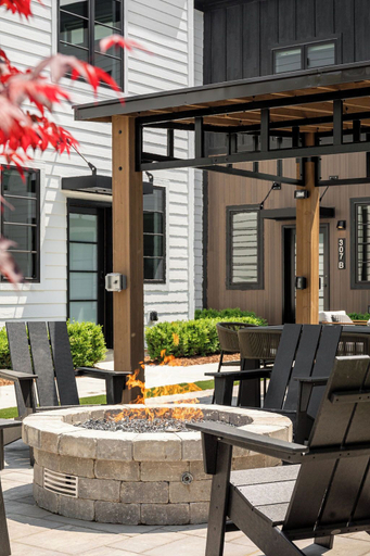 Courtyard 5, Hamilton Place, Grand Traverse