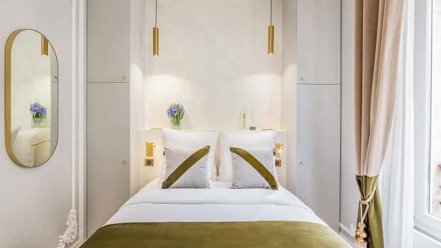 Room 2, Merveil Signature Suite - Victoria, Paris