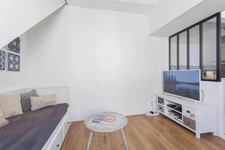 Living area 5, Central Narbonne with Rooftop Terrace, Aude