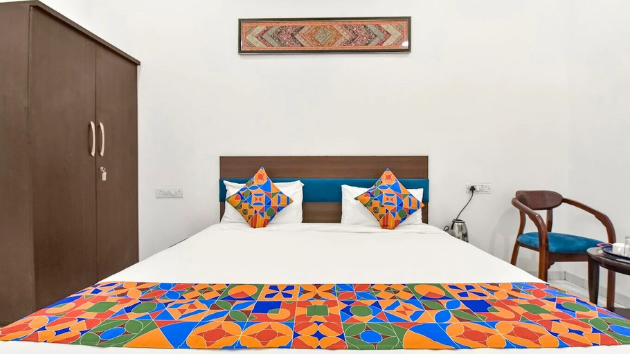 Bedroom 2, Hotel Shiv Vilas Palace, Ujjain