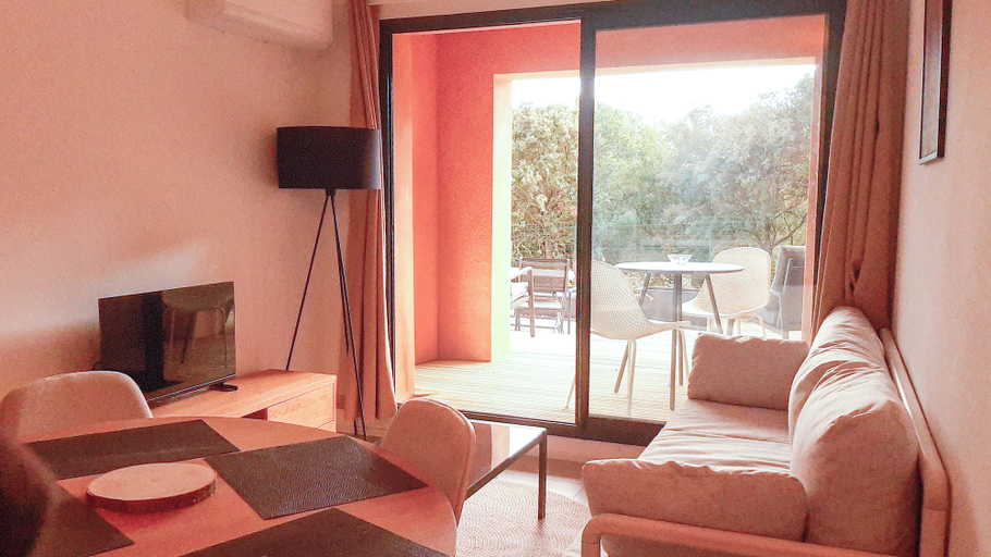 Living area 5, Résidence Pierre & Vacances Cala Di Pianottoli, Corse-du-Sud