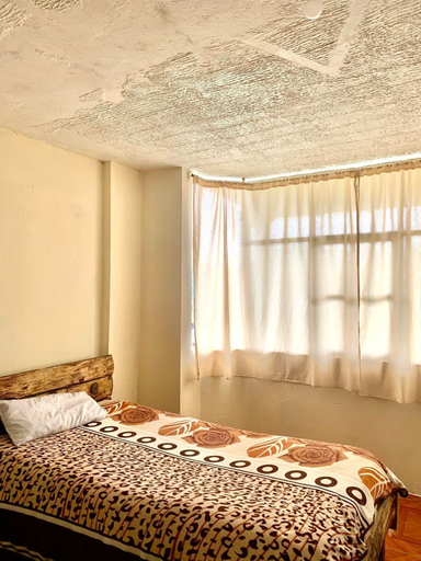 Room 3, Hostal Inty Kucha, Otavalo