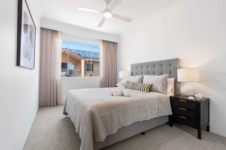 Room 2, Camperdown Cozy Corner 5, Sydney