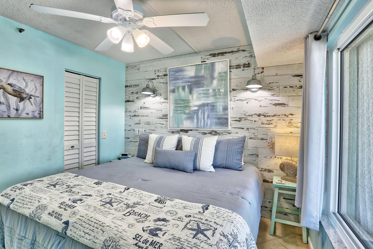 Bedroom 3, Caprice 306, Pinellas