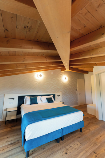 Room 3, 4 Elementi Relais, Brescia