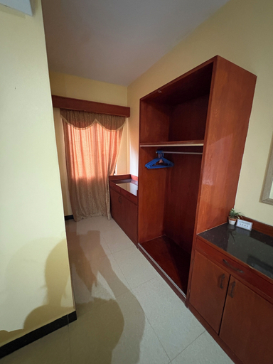Bedroom 2, Chinatown hotel
