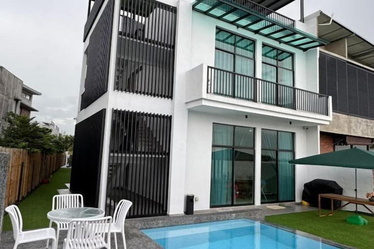 Exterior 4, Oceanfront- Laman Green Villa, Port Dickson, Port Dickson
