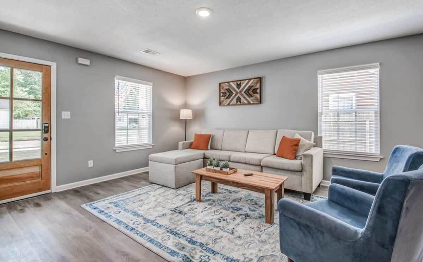 Living area 2, Given Grace Dreamhouse, Shelby
