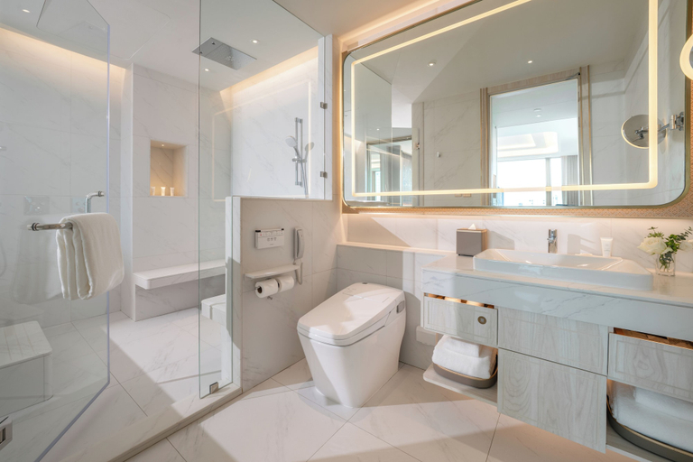 Bathroom 2, Grande Centre Point Prestige Bangkok, Pathum Wan