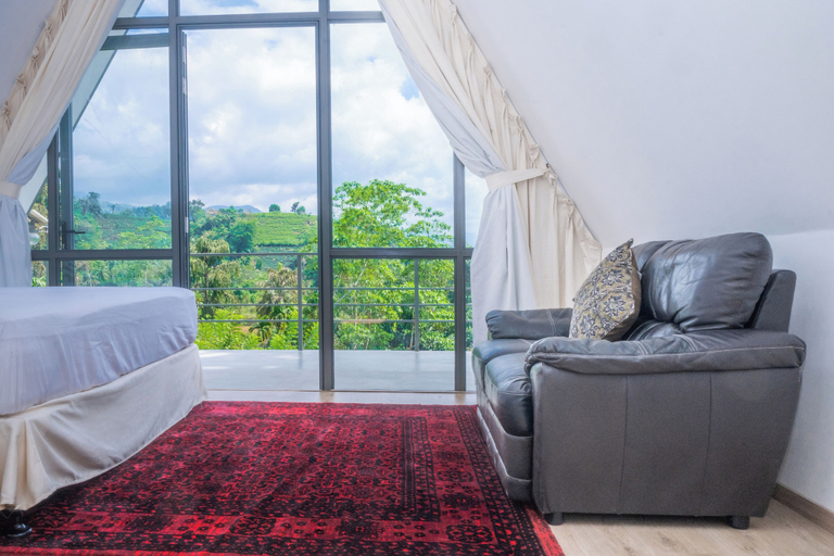 Room 2, Villa Republic Deniyaya, Kotapola