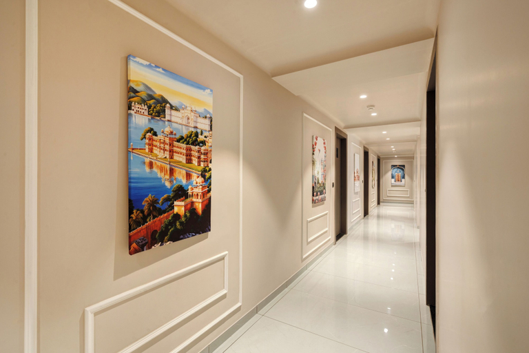 Lobby 2, Hotel Royal Time, Ahmadabad