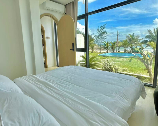 Room 5, Nirvana Seaview Homestay, Hainan