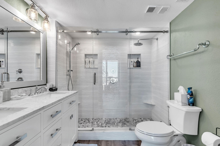 Bathroom 4, Trillium 3A - Premier, Pinellas