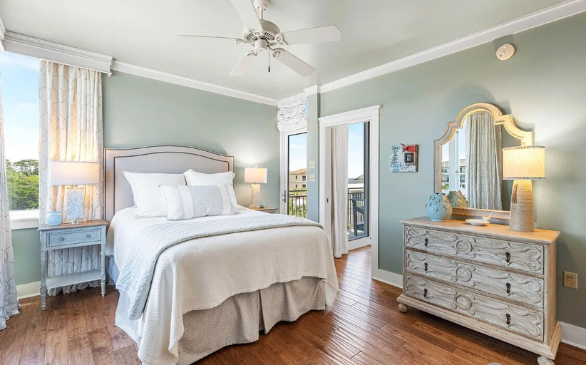 Room 5, Salty's Six Palms 4A, Walton