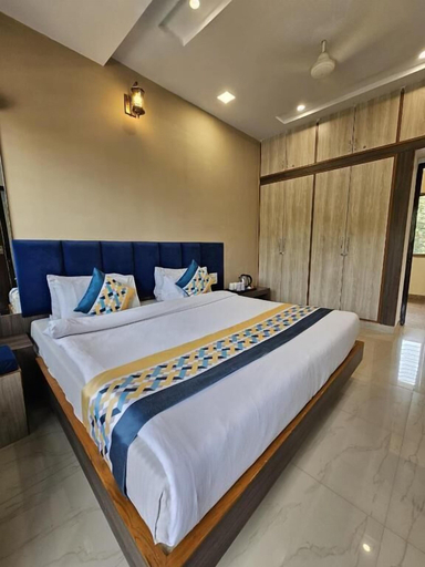 Room 5, The Sky Comfort Hotel Brahm Sambandh, Rajsamand