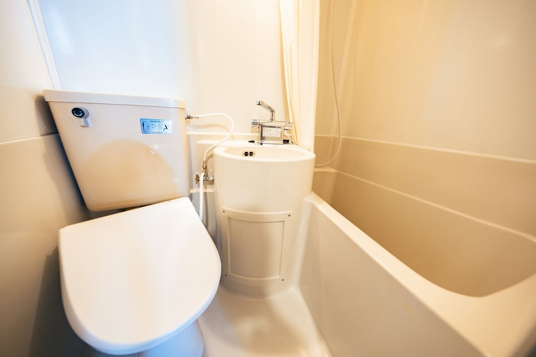 Bathroom 4, The Book Lounge Hotel Kani, Kani