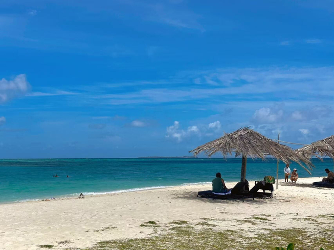 Beach 3, WhiteSand, North Ari Atoll