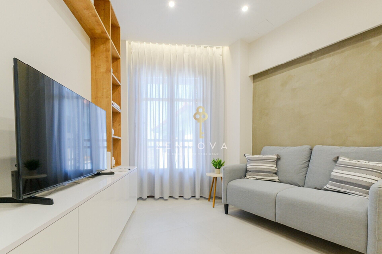 Living area 4, Zennova 72 Tsinari Luxury Suite, Central Macedonia