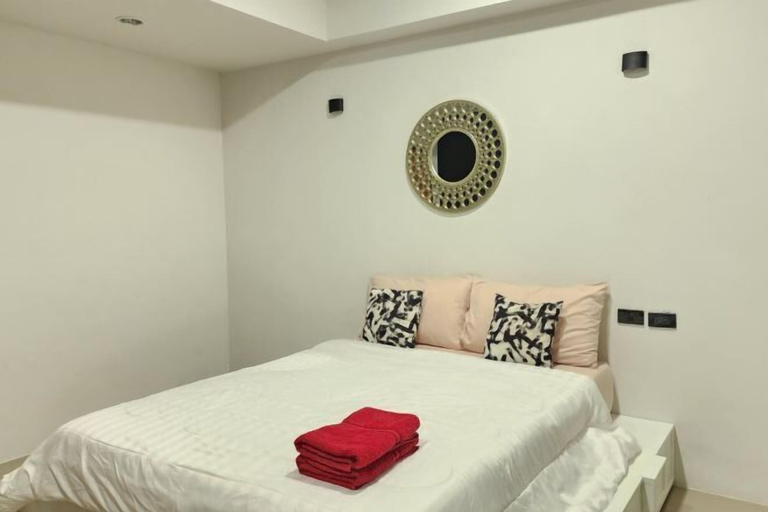 Room 4, Irich residence (South Samrong) 6 Kms BTS-Pu Chao, Phra Pradaeng