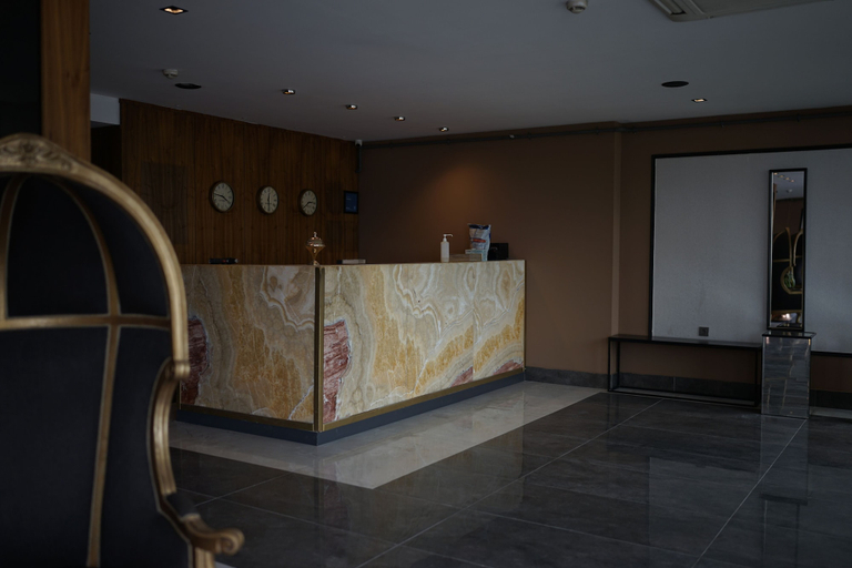 Lobby 3, WEEN OTEL, Merkez