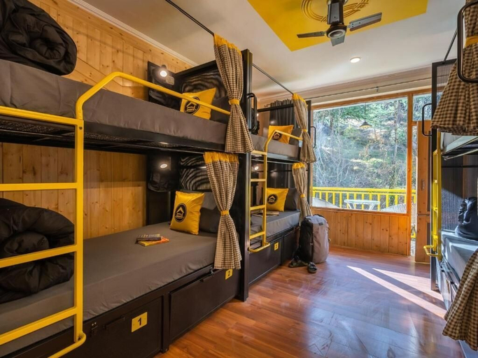 Room 3, The Hosteller Manali, Old Manali, Kullu