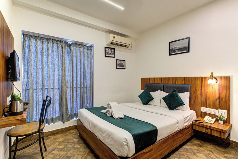 Room 5, Emerald Suites By Classio, Bangalore