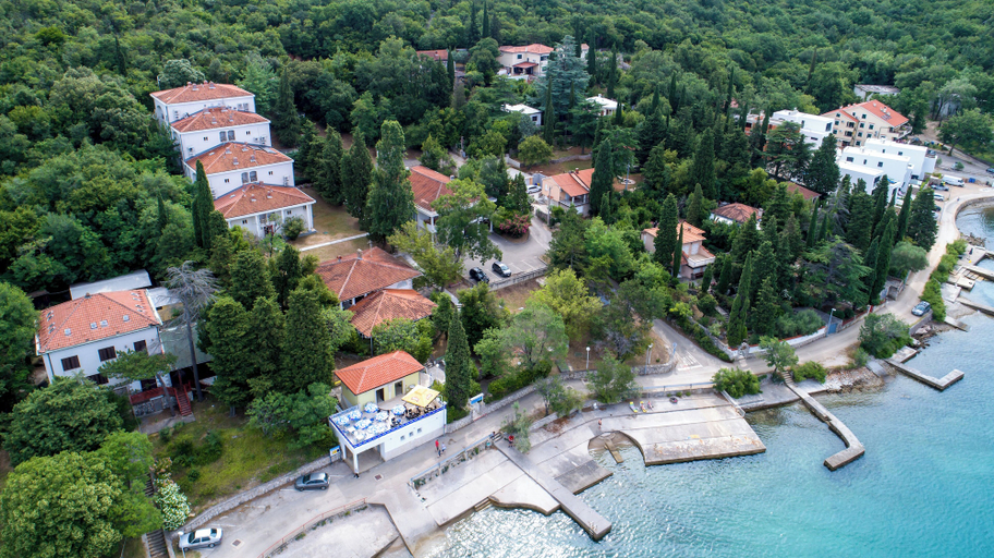 Exterior & Views 2, Hotel Delfin, Omišalj