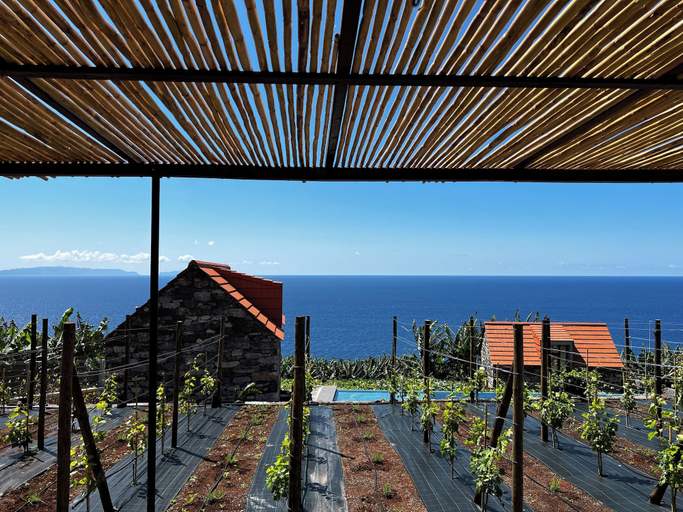 Others 4, CASAS DO LARANJO- Cottages Infinity Pool by brugrani, Santa Cruz