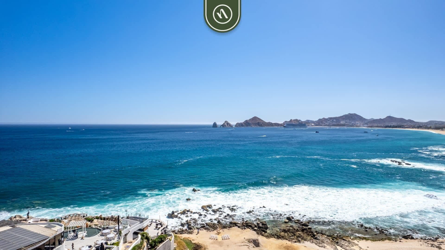 Beach 4, Oceanview Condo in Cabo With Beach - Pool, La Paz