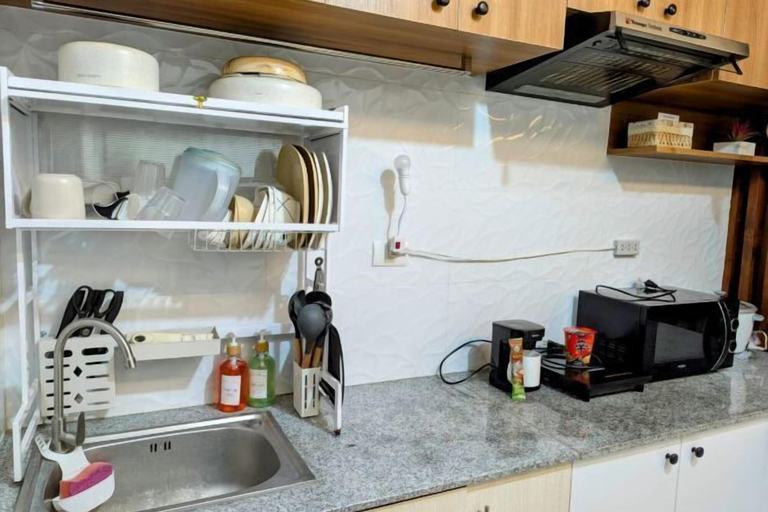 Private kitchen 3, Francine Homestay At Plumera Mactan, Lapu-Lapu City