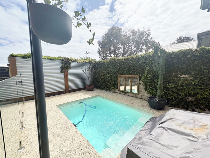 Pool, Hayes Haven Bunbury Escape, Bunbury