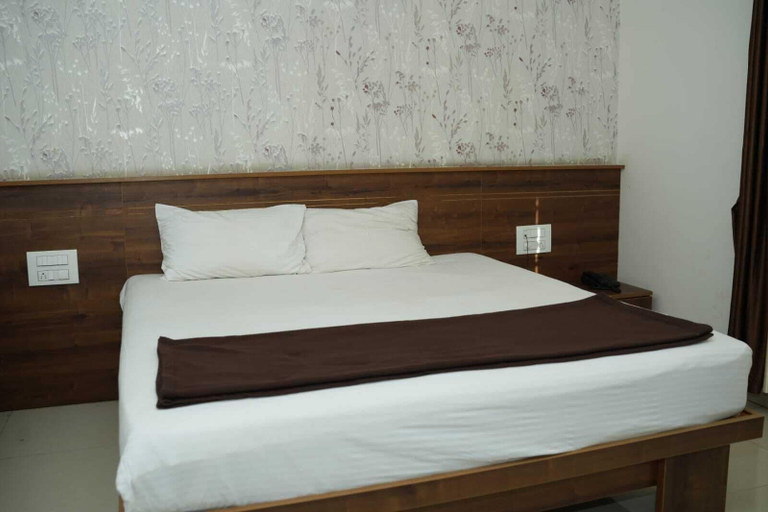 Room 2, HOTEL MARKS INN, Koppal