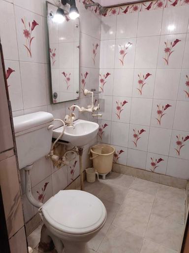 Bathroom 2, HOTEL SARWAN, Agra