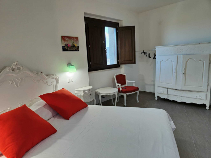 Bedroom 4, B&B La casa Nel Vento, Nuoro