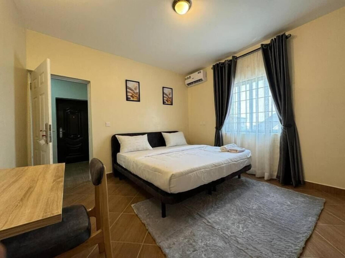 Room 5, The Pines Court Apartment, AbujaMun
