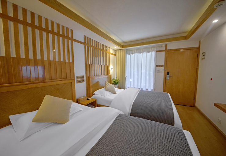 Bedroom 2, Lijiang Tongfu Inn, Lijiang