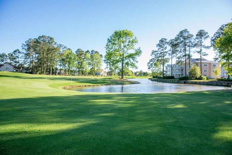 Golf 4, 208l Home by RedAwning, Brunswick