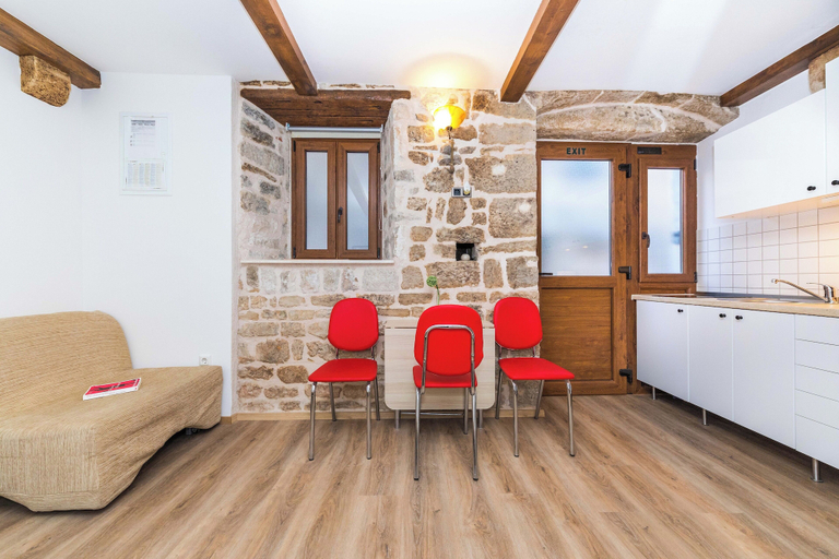 Others 5, Studio Apartment First Vestibul, Heart Of Split, Split