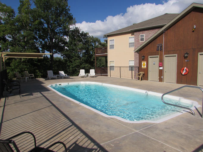 Pool 2, Tina Condo A-6, Taney