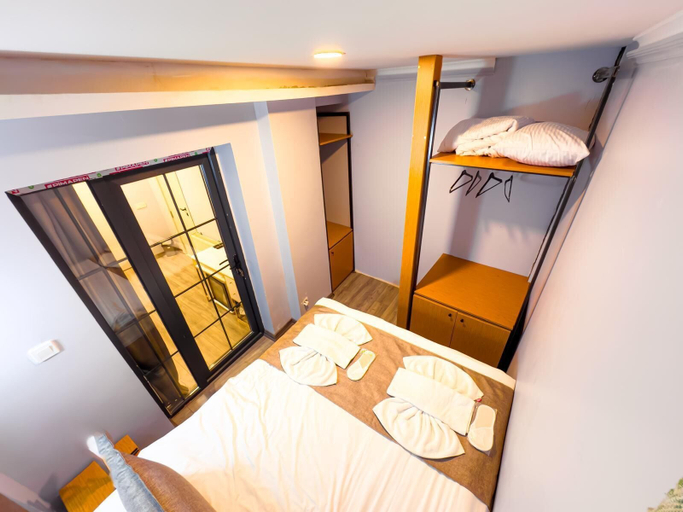 Bedroom 5, Brick House Hotel, Beyoğlu
